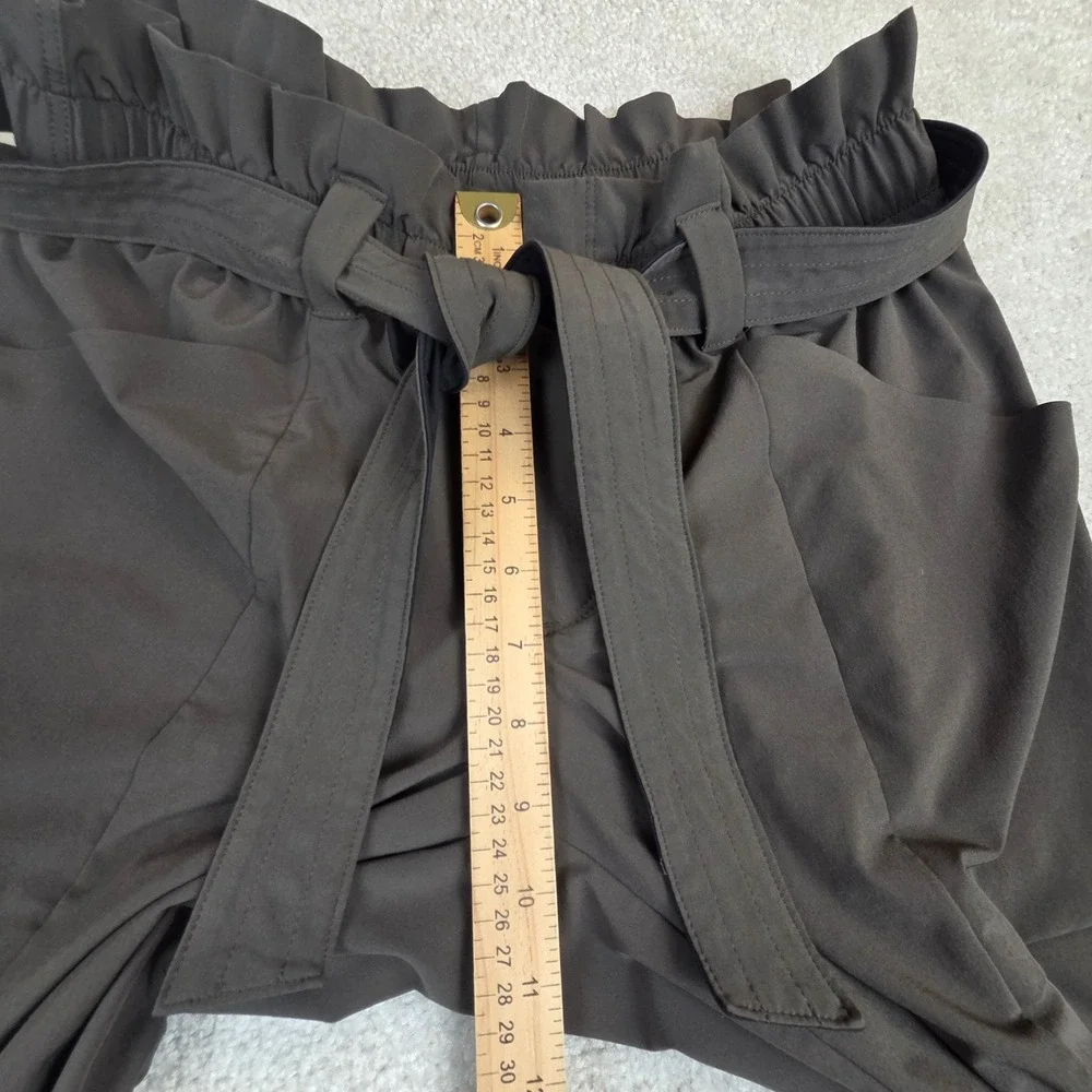 Athleta Skyline Pant Paperbag Waist Tie Belt Green Tapered Leg Womens 6